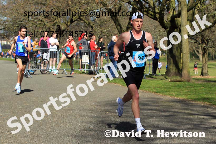 Senior Mens Northern 12 Stage Road Relay, 2022 Northern 12 and 6 Stage Road Relays,  Birkenhead Park, Birkenhead, Wirral.  Photo: David T. Hewitson/Sports for All Pics